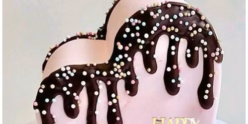 Tilted with Love Cake Decorating Class