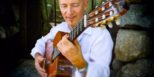 Mark Sganga at the Woodstock Fingerstyle Guitar Festival
