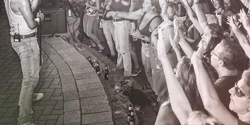 Radio Gaga  |  Skokie Pride Fest
