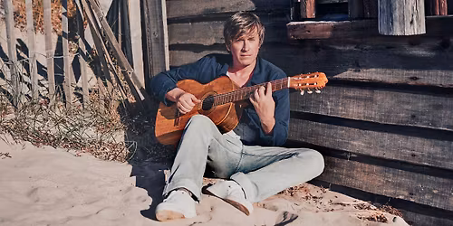 THOMAS DUTRONC en concert \u00e0 HAZEBROUCK