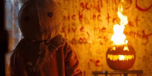 Trick 'r Treat w\/ Season's Greetings 4K Restoration