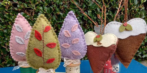 A Handmade Christmas: Stitch a Christmas Tree