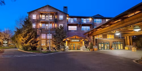 WaterFront Trio at Heathman Lodge\/Hudson\u2019s Bar & Grill