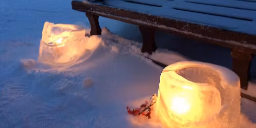 Koko perheen tonttu- ja h\u00e4m\u00e4r\u00e4polku Kauklahdessa