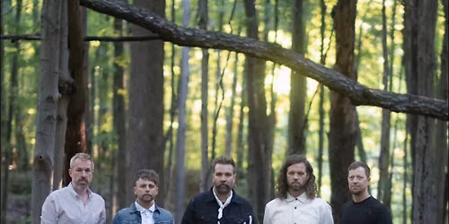 Red Wanting Blue