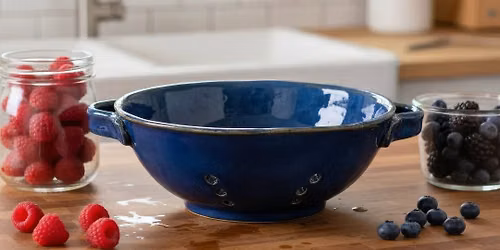 Muddy Monday: Handbuilt Berry Bowl