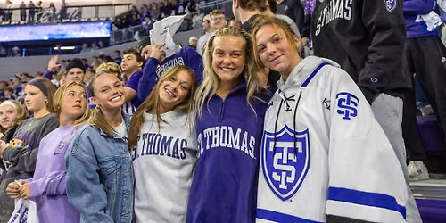 St Thomas Tommies at Minnesota Golden Gophers Womens Volleyball at Maturi Pavilion
