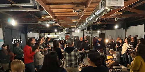 LIVING ROOM WORSHIP