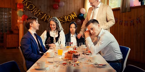 Teater Ibsen: Det finast' e veit