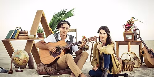 Saije (Shanteya and Jo) at Harbourside Markets