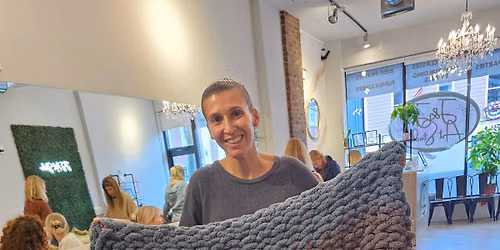 DIY Chunky Yarn Blanket Workshop 