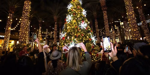 Holiday Tree Lighting VIP Experience at Scottsdale Quarter