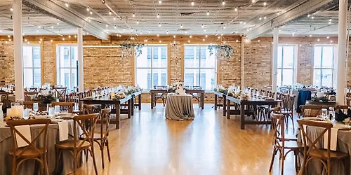 Puertas Abiertas: El Espacio Perfecto para Tu Celebraci\u00f3n