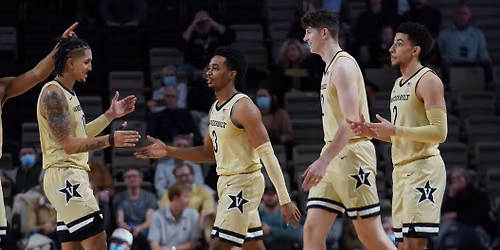 SEC\/ACC Mens Challenge - Vanderbilt Commodores at Fighting Irish Mens Basketball at Purcell Pavilion at the Joyce Center