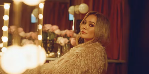 HIlary Duff at Bell Centre