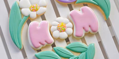 HAPPY MOMS DAY COOKIE DECORATING CLASS