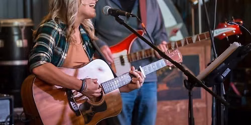 Sunday Narrated Lock Cruise w\/ Live Music aboard Colonial Belle w\/ Amy Montrois Duo