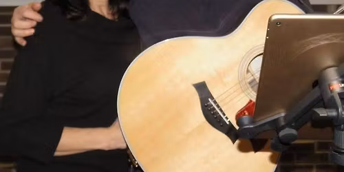 Heart Strings at Bogie's 