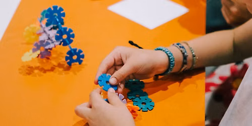 Ferienworkshop: Flower Power und Beton?