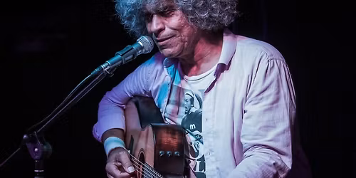 Paul Ubana Jones plays The Arts House Trust The Pah Homestead