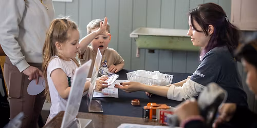 Animal Tracks, Scats & Skulls Workshop - Children