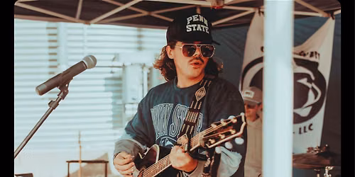 Heartstrings Solo at Four Friends Winery
