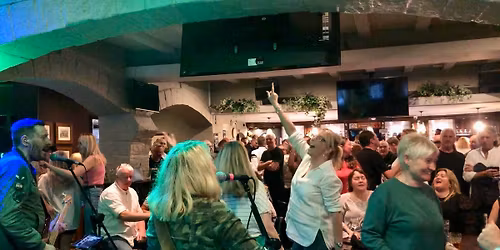 THE VILLAGE INN - SUNDAY SESSION