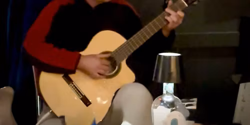 Classical Guitarist Gil Silver at Silver Girl