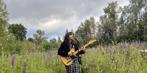 Intro to Fingerpicking Guitar with Aliah O'Neill