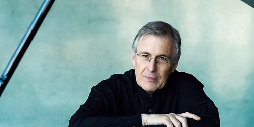 Pianomagi med Christian Zacharias