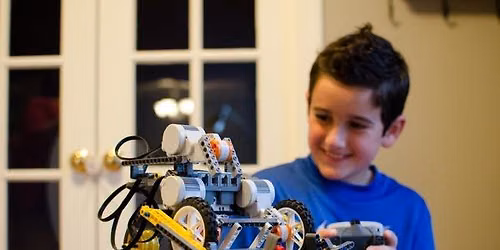Snapology's PM Remote Controlled Combat Bots Half Day Camp 