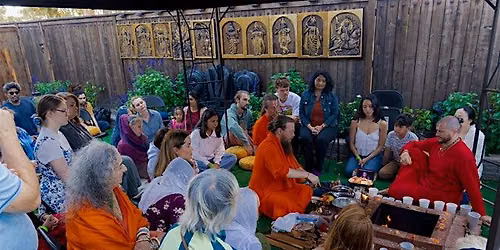 Sacred Fire, Kirtan, Satsang