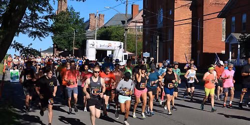 Albion Strawberry Festival 5K\/8K