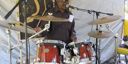 Ben Singleton and People's Choice\/Josie Kellys 