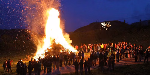 Sonnwendfeuer am Feuerkogel