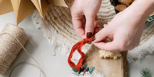 Dried Flower Christmas Bauble Workshop Thursday 11th Dec 2025