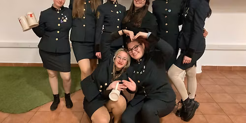 Cs\u00fasz\u00e1sainkat Felez\u0151 Szakest\u00e9ly