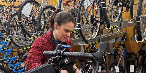 GEM Bicycle Class - Gender Equality Mechanics