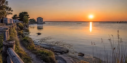 PASSEGGIATA AL TRAMONTO SUL MAR PICCOLO