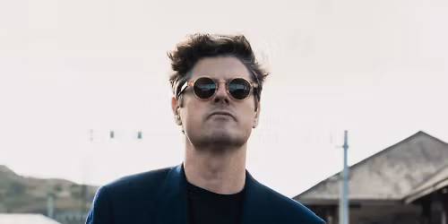 Mano Le Tough, DJ Tennis in \u039b\u03b5\u03bc\u03b5\u03c3\u03cc\u03c2