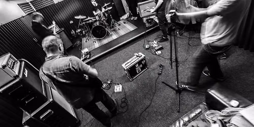 HEY COLOSSUS plus TV Face & Hawk Owl - The Continental, Preston