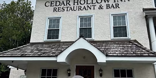 Acoustic Trio @ Cedar Hollow