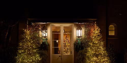 Wreath Making Workshop at THE PIG-in the South Downs