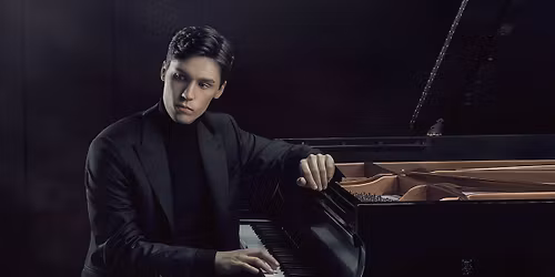 Parking Jaeden Izik-Dzurko Plays Rachmaninoff