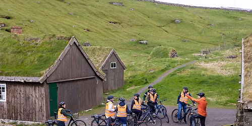 Sightseeing E-bike Tour in T\u00f3rshavn
