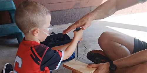Little Builder: Building Together