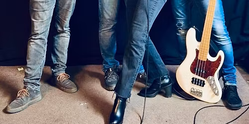 AMPED UP ANTICS LIVE HEILE WELT