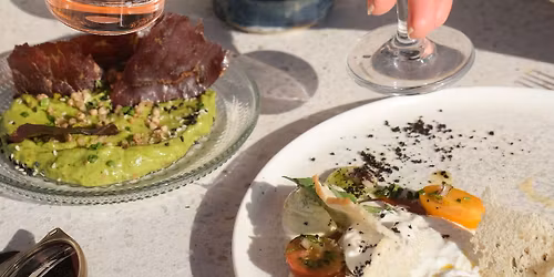 Valborg p\u00e5 Rooftop by Vana