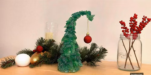 GrinchMas Sea Glass Tree Workshop