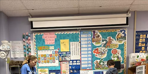 OHE Kinder Camp \/ Campamento infantil OHE